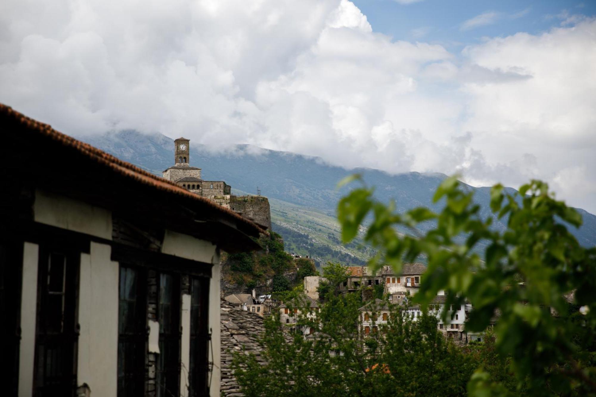Guva Guest House Gjirokastra Kültér fotó