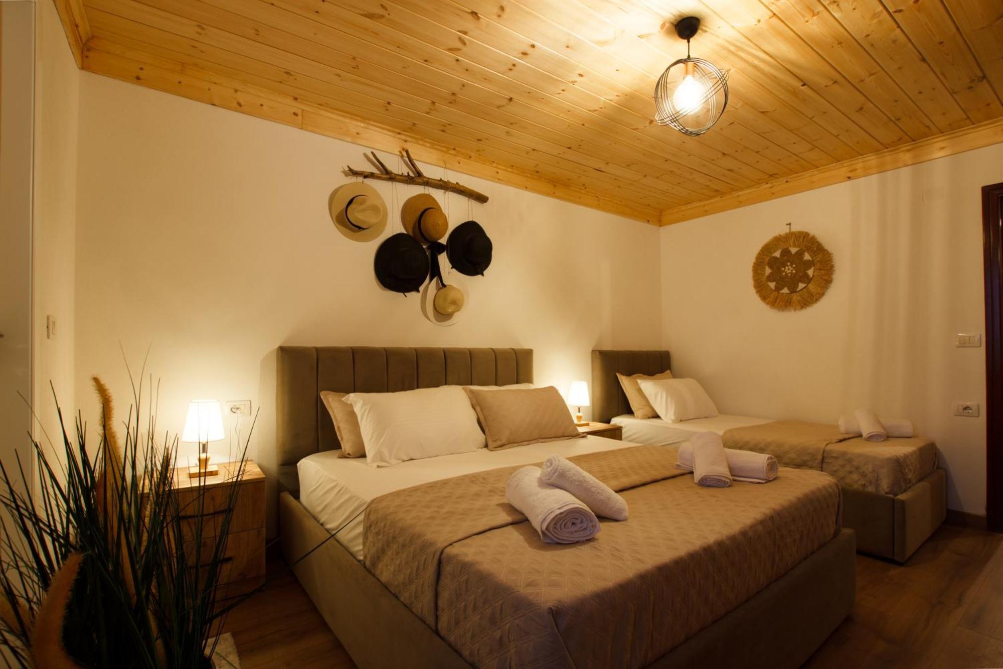 Guva Guest House Gjirokastra Kültér fotó