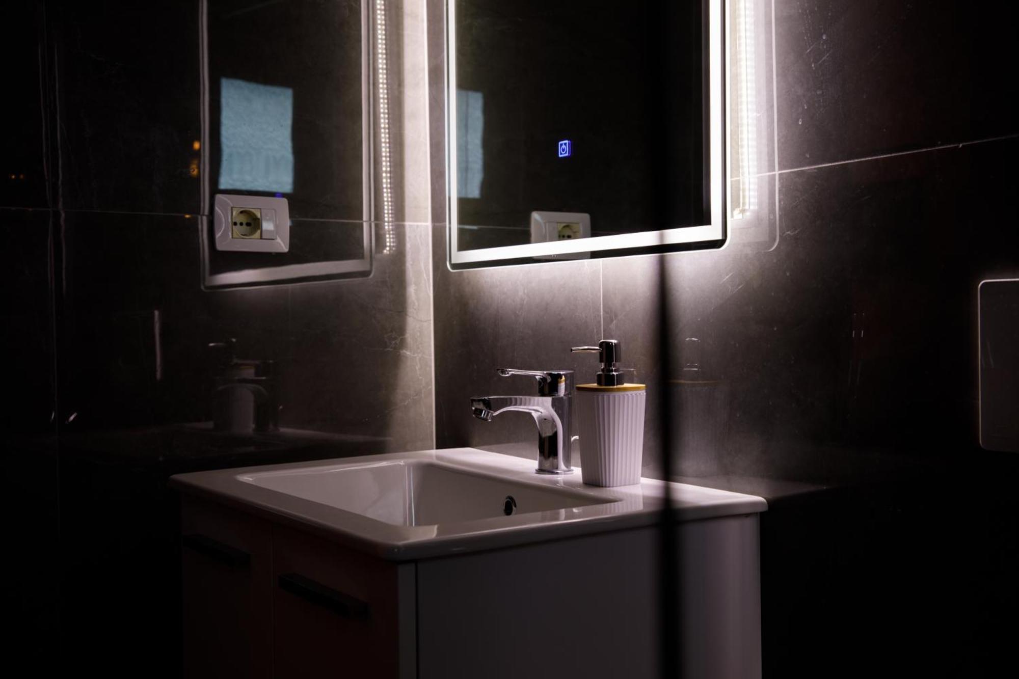 Guva Guest House Gjirokastra Kültér fotó